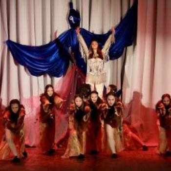Отчетный концерт “Танец, ты прекрасен” хореографического ансамбля “Синяя птица”