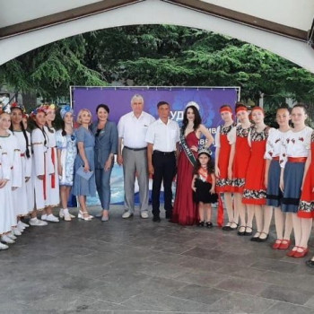 Делегация из Судака приняла участие в торжественном открытии юбилейного XV Международного фестиваля «Великое русское слово»